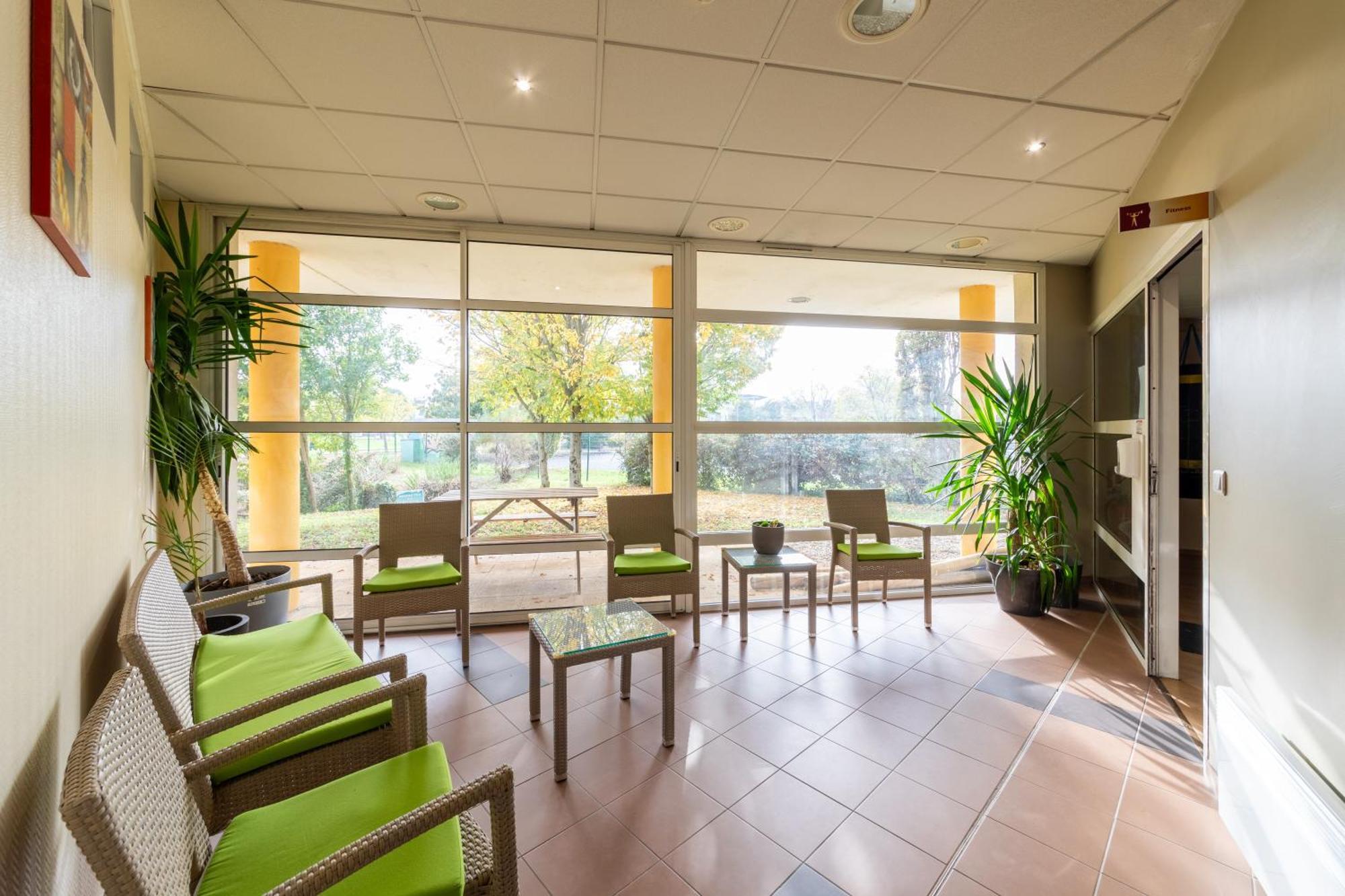 Apartahotel Résidence Columba - Meublés Sud *